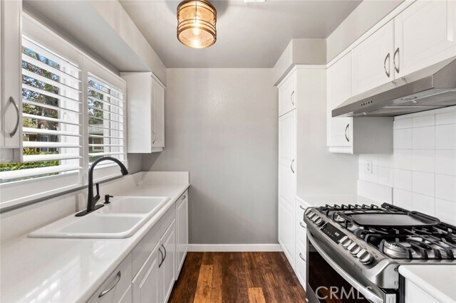 Building Photo - 1741 Tustin Ave