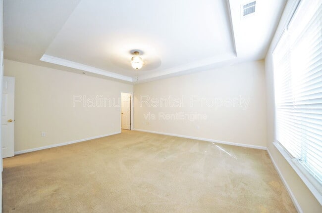 Building Photo - 1032 Whitshire Way
