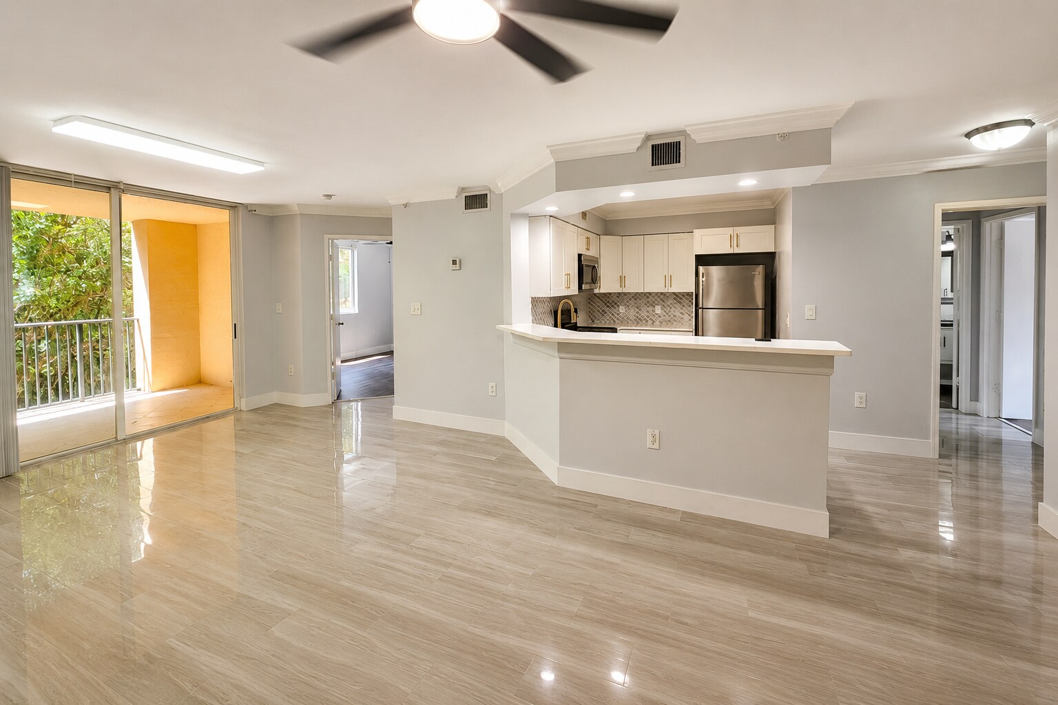 Building Photo - 400 Scotia Dr