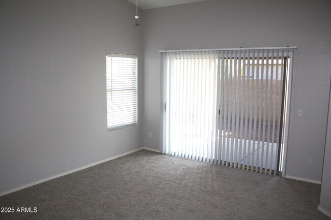 Building Photo - 14129 N 133rd Dr