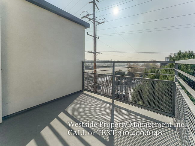 Building Photo - 4980 S Centinela Ave