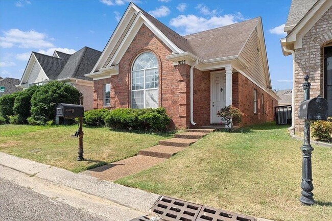 Primary Photo - Available Now! 3 Bedroom 2 Bathroom Home i...