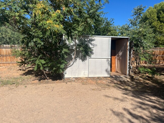 Building Photo - HOUSE - COTTONWOOD - VERDE VILLAGE
