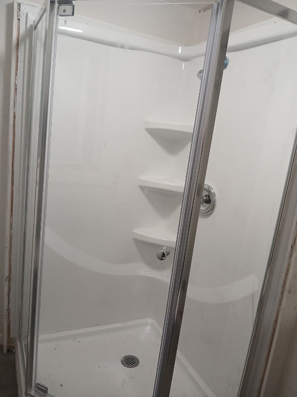 Building Photo - 908 15th St