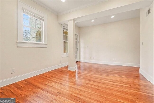 Building Photo - 2855 Peachtree Rd NE