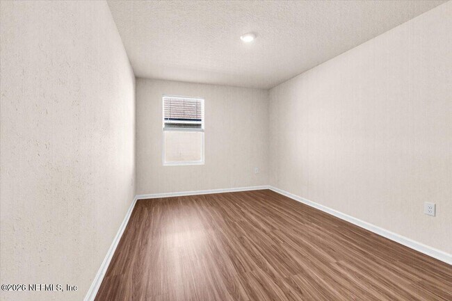 Building Photo - 2262 Willow Springs Dr