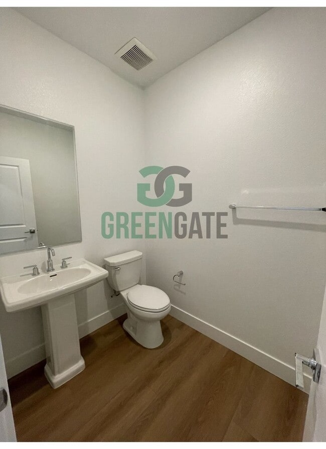 Building Photo - New Build in Tracy Hills!! 4 Bedroom 2.5 Bath AVAILABLE NOW!!