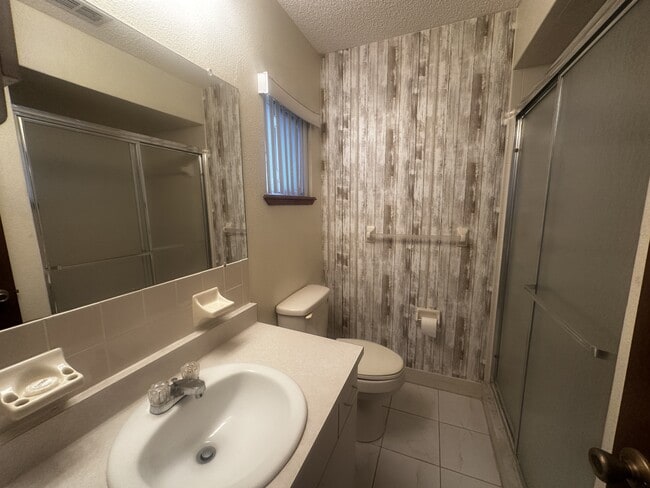 Building Photo - 11150 SW 76th Ave