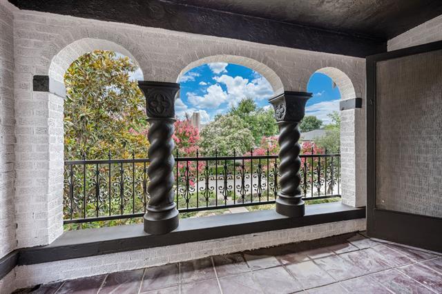 Building Photo - 3458 Normandy Ave