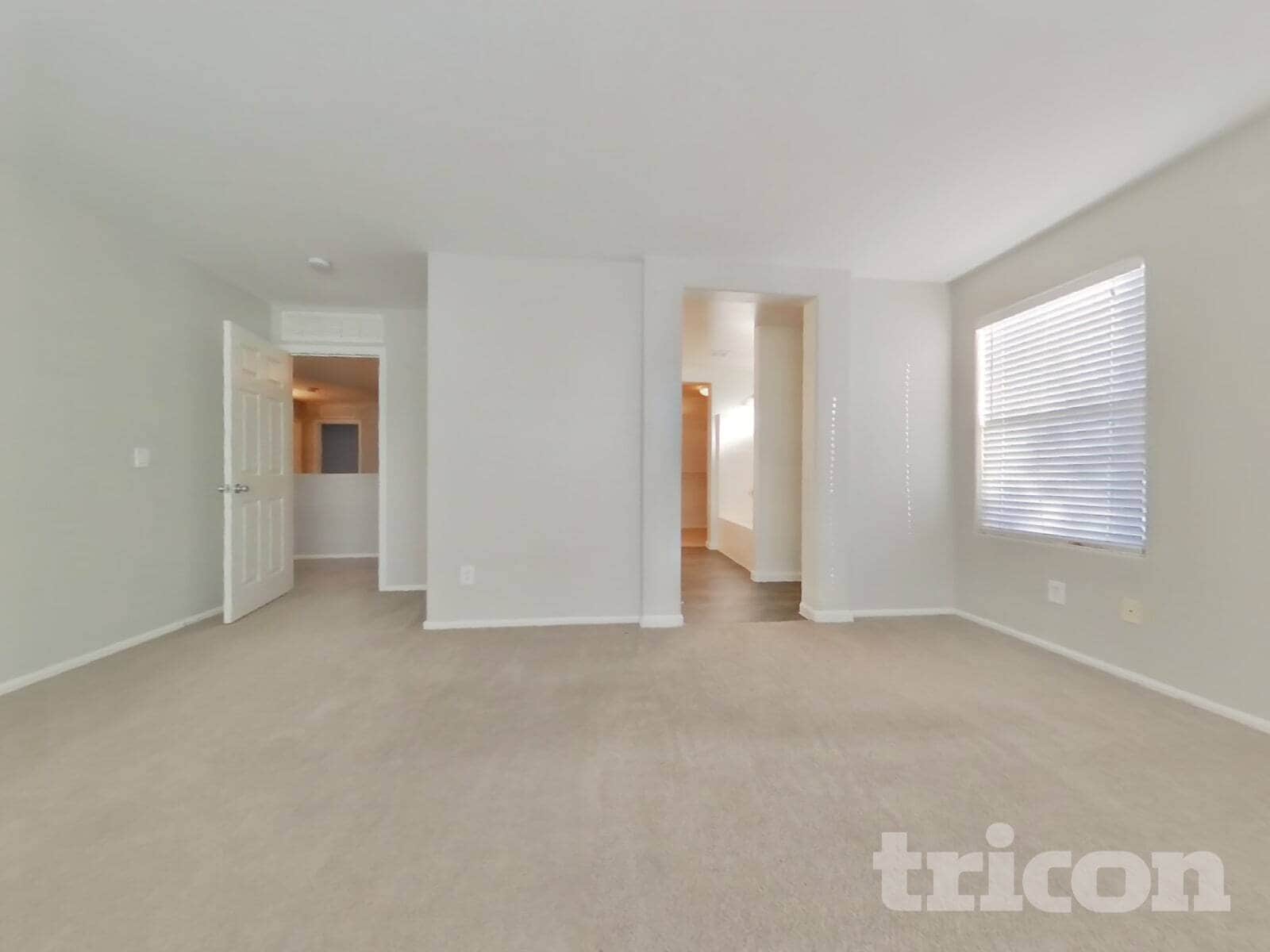 Building Photo - 23634 W Tamarisk Ave