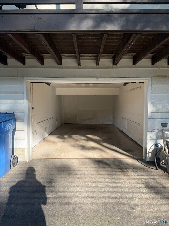 Building Photo - 463 Pierpont Rd
