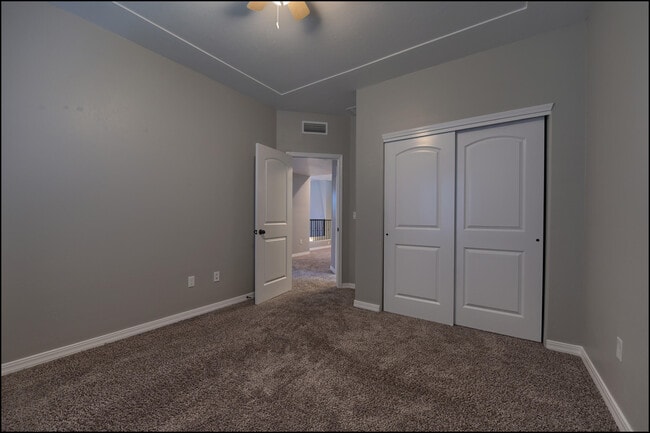 Building Photo - 2166 Enchanted Crst Dr