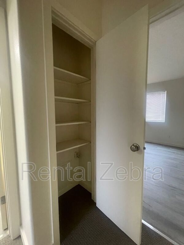 Building Photo - 6702 SE 80th Ave