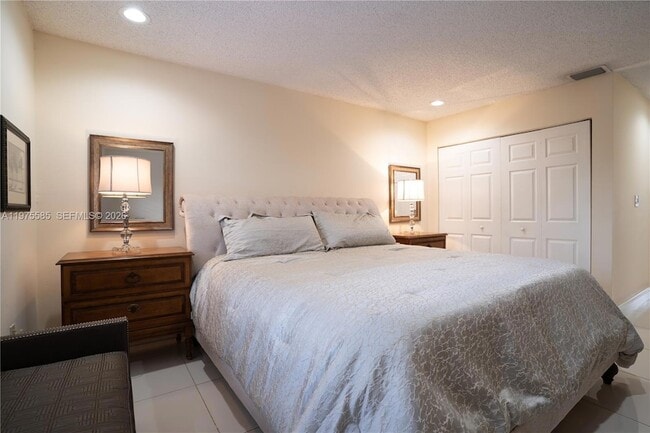 Building Photo - 1457 SW 136th Pl