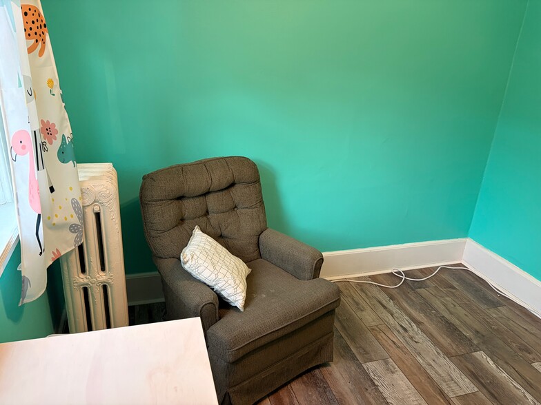 Bedroom 1 - 2762 N Oakland Ave