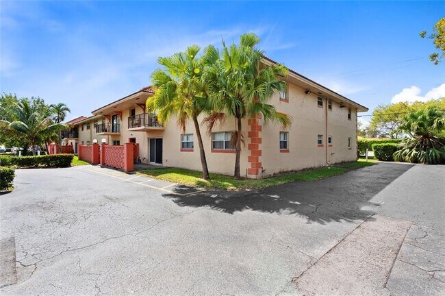 Building Photo - 11605 NW 29th Ct