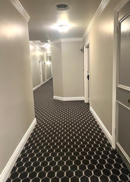 Building Photo - 11970 Montana Ave