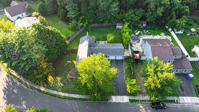 Building Photo - 61 Berkshire Dr