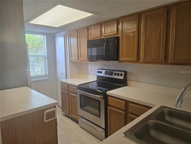 Building Photo - 8713 Liberty Pl
