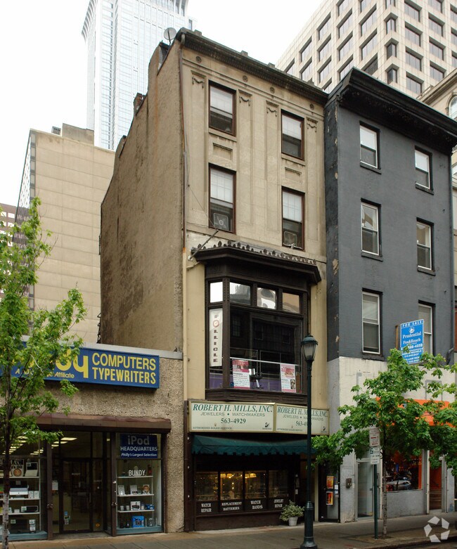 Building Photo - 1807 Chestnut St