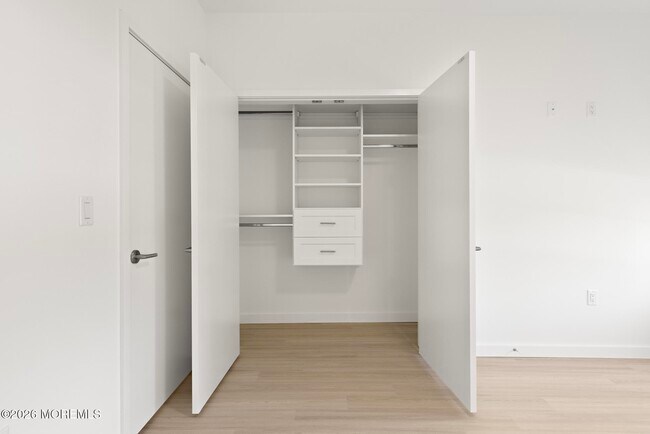Building Photo - 505 NJ-35