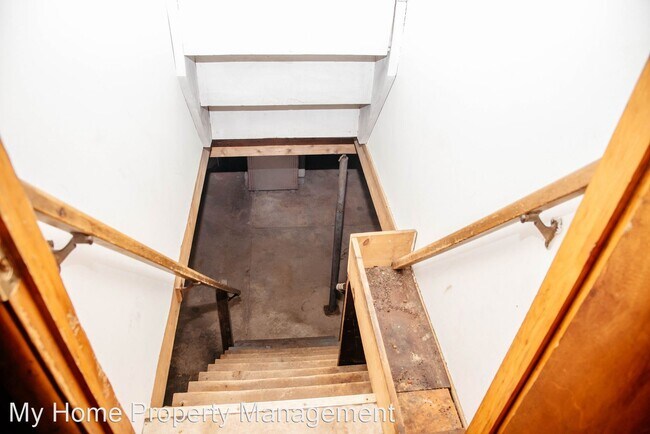 Building Photo - 2 br, 1 bath House - 2625 Camp Road