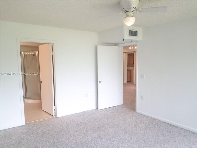Building Photo - 2621 Village Blvd