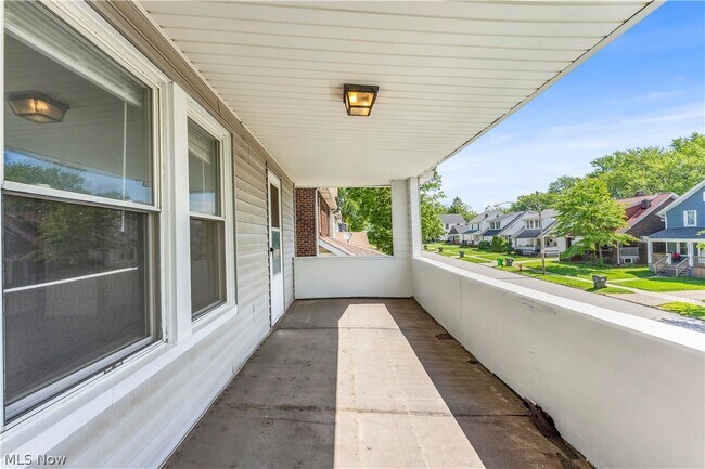 Building Photo - 4700 Rockwood Rd