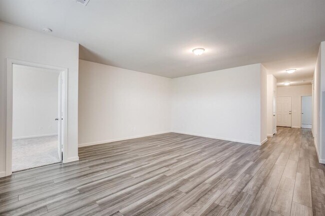 Building Photo - 4092 Scarlet Oak Ln