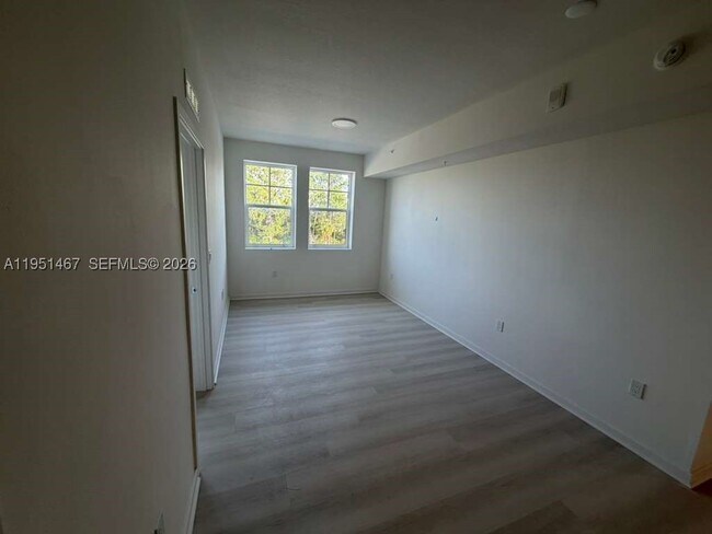 Building Photo - 5587 Millennia Park Dr