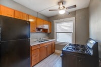 Building Photo - 3640 Besuden Ct