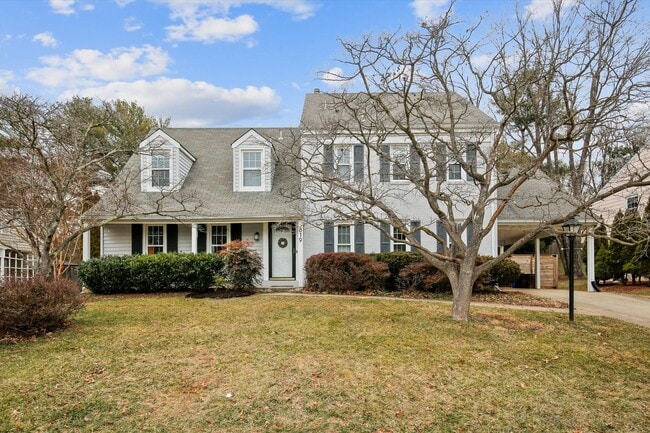 Building Photo - Fabulous 5BR 2.5BA Located in Close in Roc...