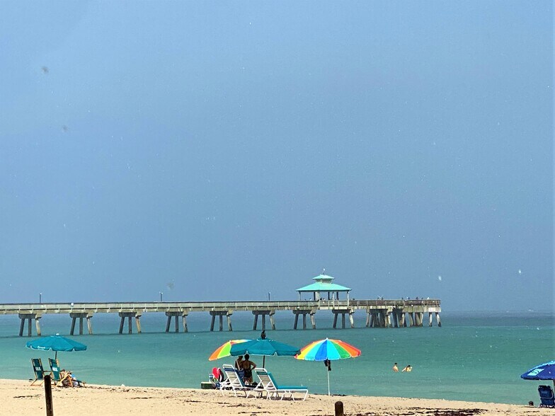 Building Photo - 770 SE 2nd Ave