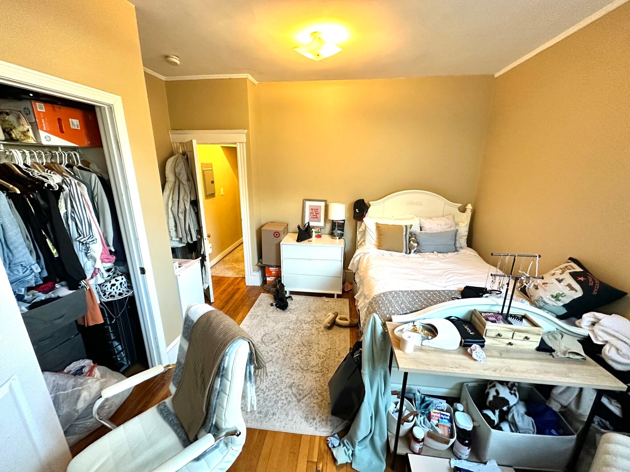 Building Photo - 68 Egmont St