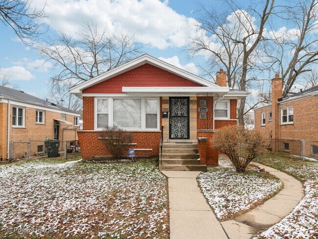 Building Photo - 14341 Dobson Ave