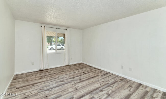 Building Photo - 13635 N 37th Pl
