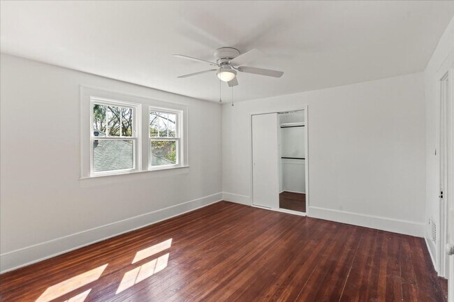 Building Photo - There is a Wow Factor in this Fully Renova...