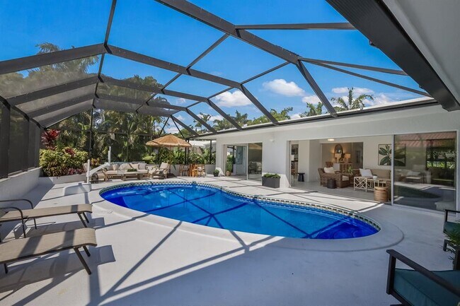 Building Photo - 567 Bird Key Dr