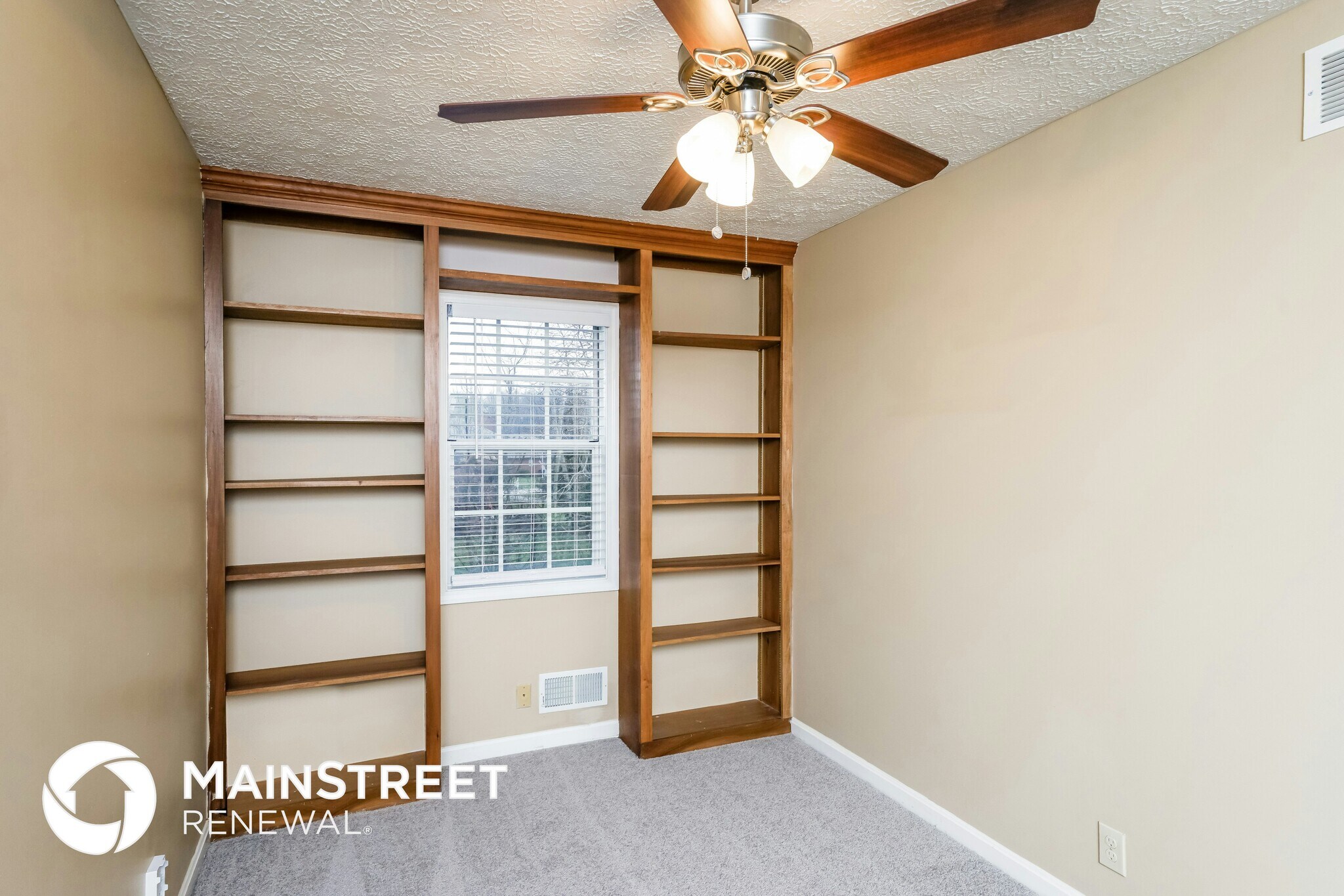 Building Photo - 9322 Villa Fair Ct