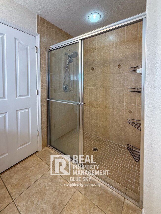 Building Photo - 12336 Jaybird Rd