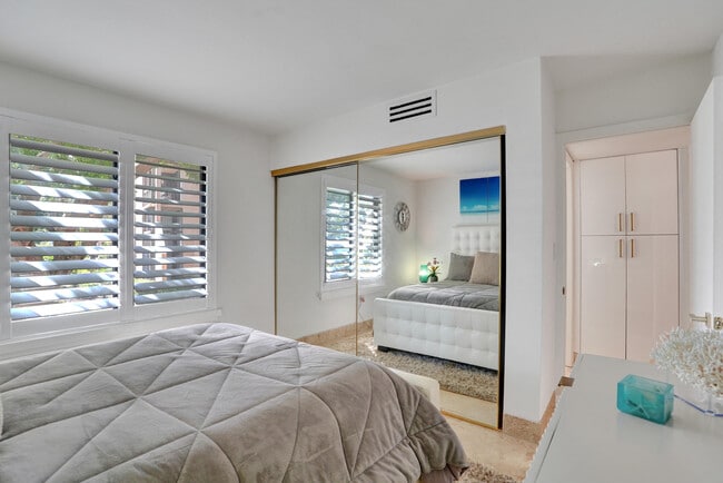 Building Photo - 755 Dotterel Rd