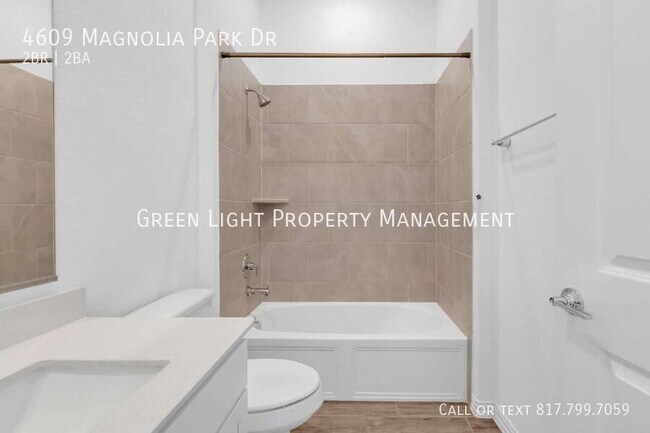 Building Photo - 4609 Magnolia Park Dr