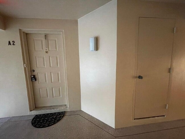 Building Photo - 610 Sea Pine Way