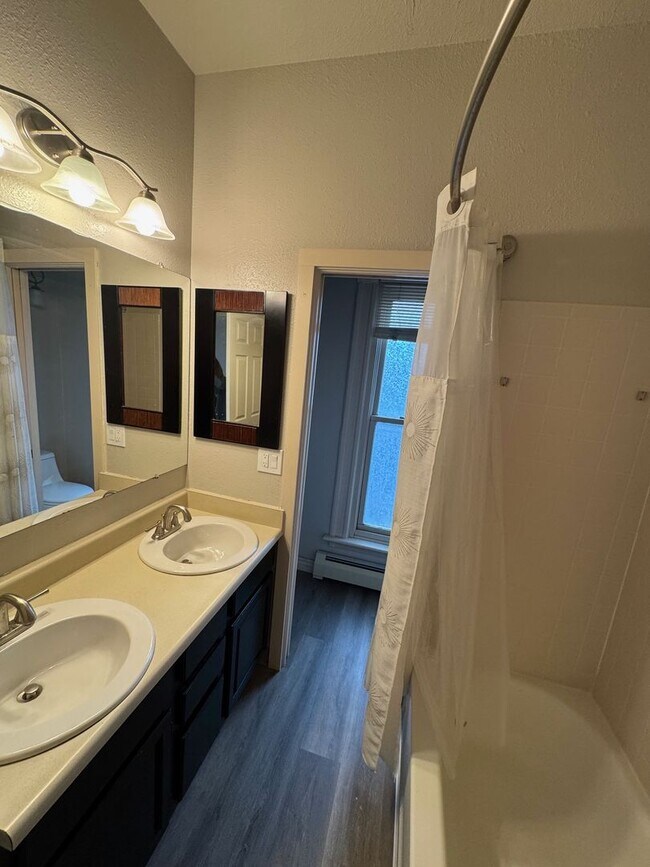 Building Photo - Embrace Timeless Charm with Modern Comfort