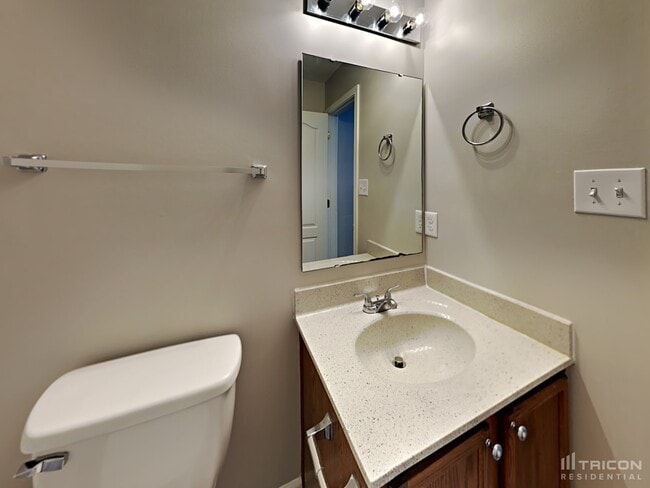 Building Photo - 4406 Cochran Farm Ln
