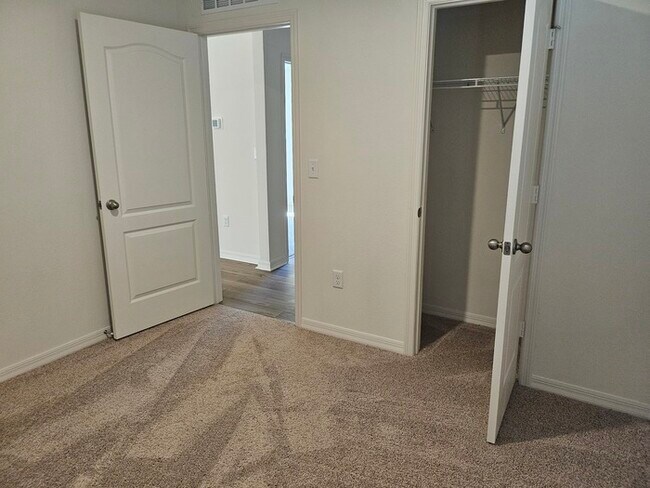 Building Photo - New build-3 bedroom, 2 bath