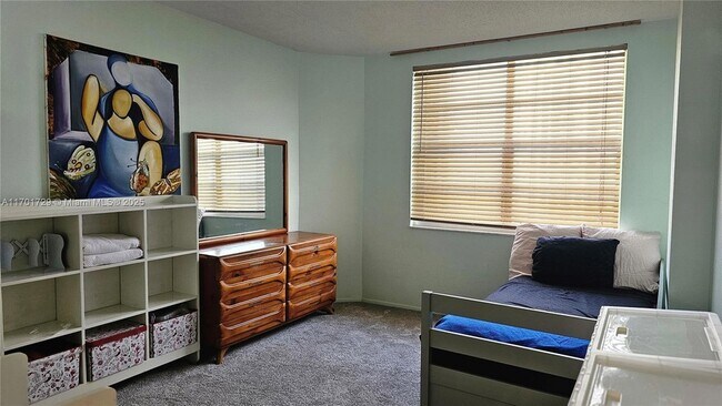 Building Photo - 1985 S Ocean Dr