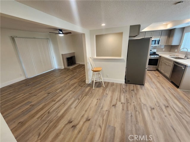 Building Photo - 418 Avenida Santa Barbara