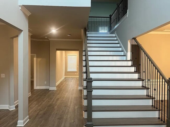 Building Photo - 1519 Windward Dr