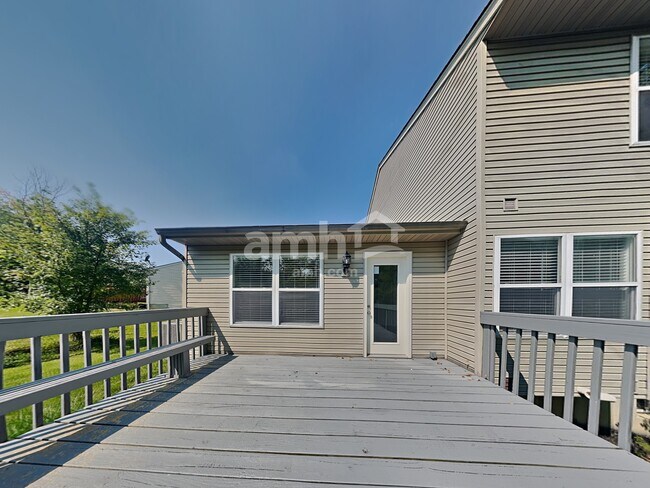 Building Photo - 1335 Wingate Dr